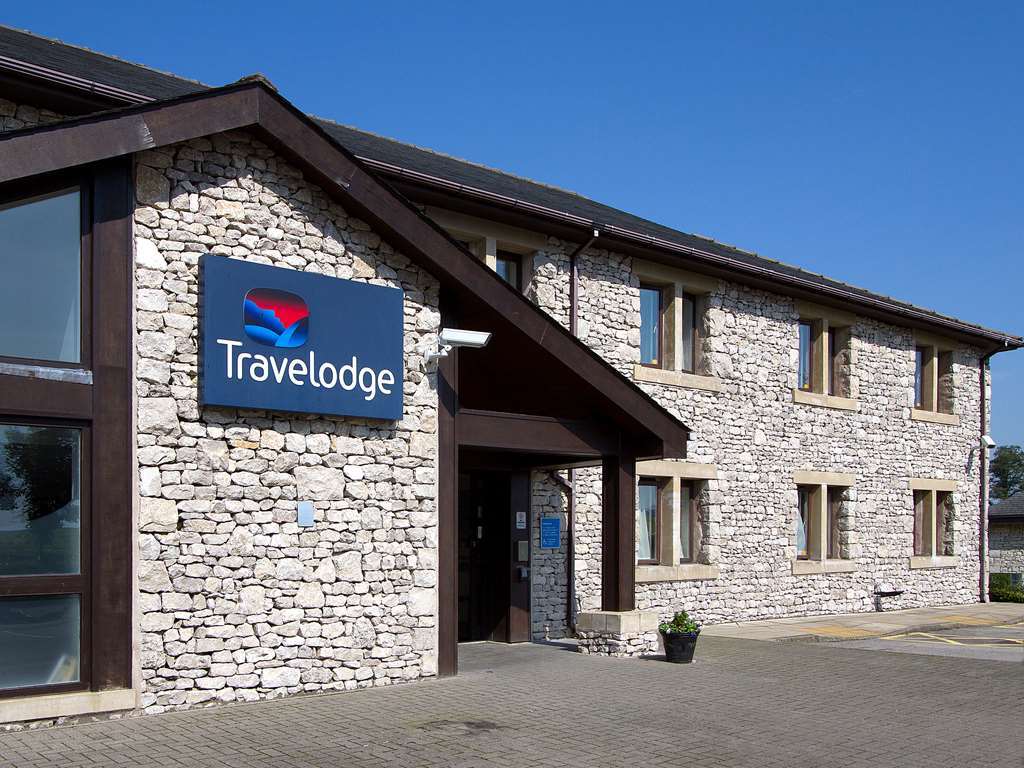 Travelodge Kendal Exterior photo